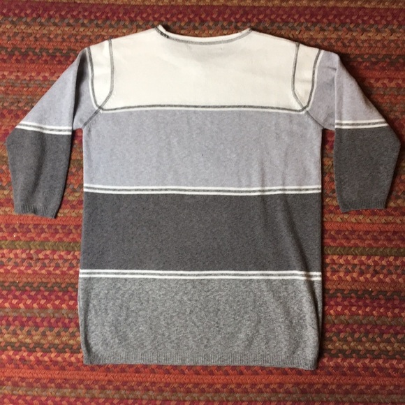 GREY & WHITE STRIPE COLOR BLOCK TUNIC SWEATER - Picture 4 of 4